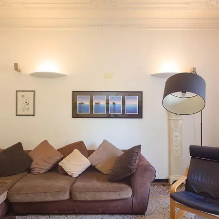 公寓 A Beautiful House In 热那亚